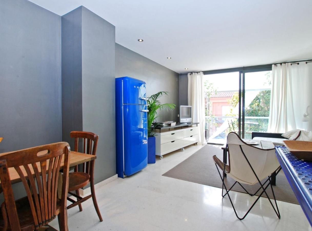 Blue Fridge Apartmen - Blue Fridge Apartmen - Ideal For Couples, Near Beach And Well Connected Vilassar De Mar Exterior foto