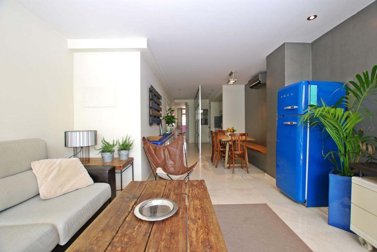 Blue Fridge Apartmen - Blue Fridge Apartmen - Ideal For Couples, Near Beach And Well Connected Vilassar De Mar Exterior foto