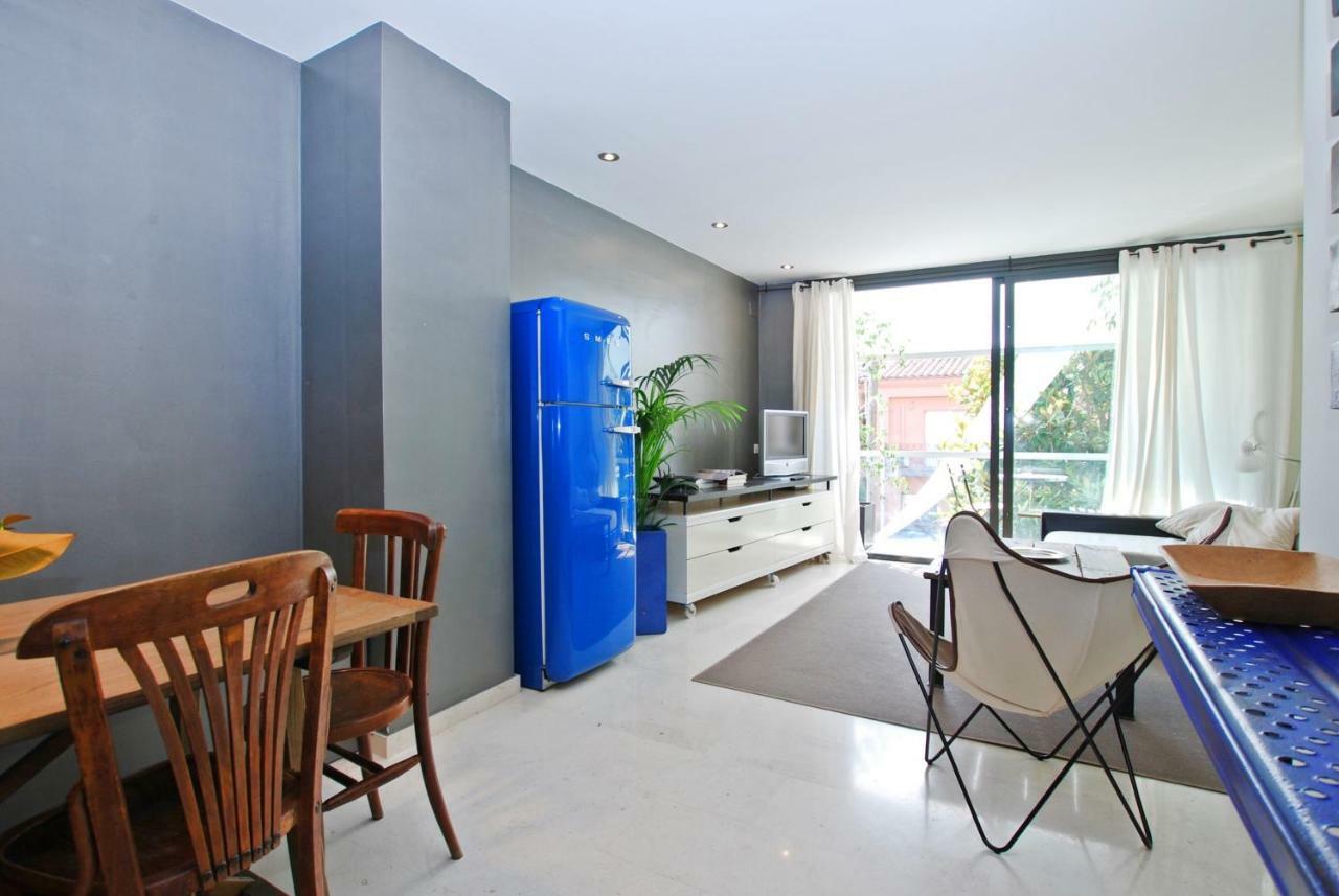 Blue Fridge Apartmen - Blue Fridge Apartmen - Ideal For Couples, Near Beach And Well Connected Vilassar De Mar Exterior foto